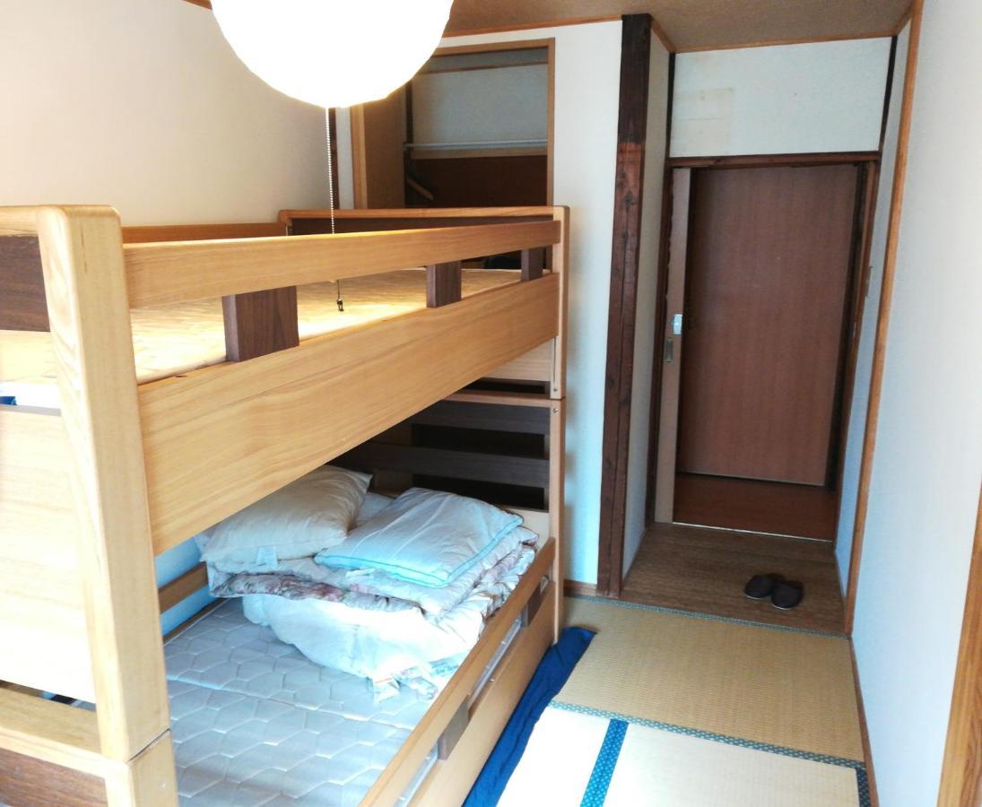 Guesthouse Oasis Ōsaka Extérieur photo