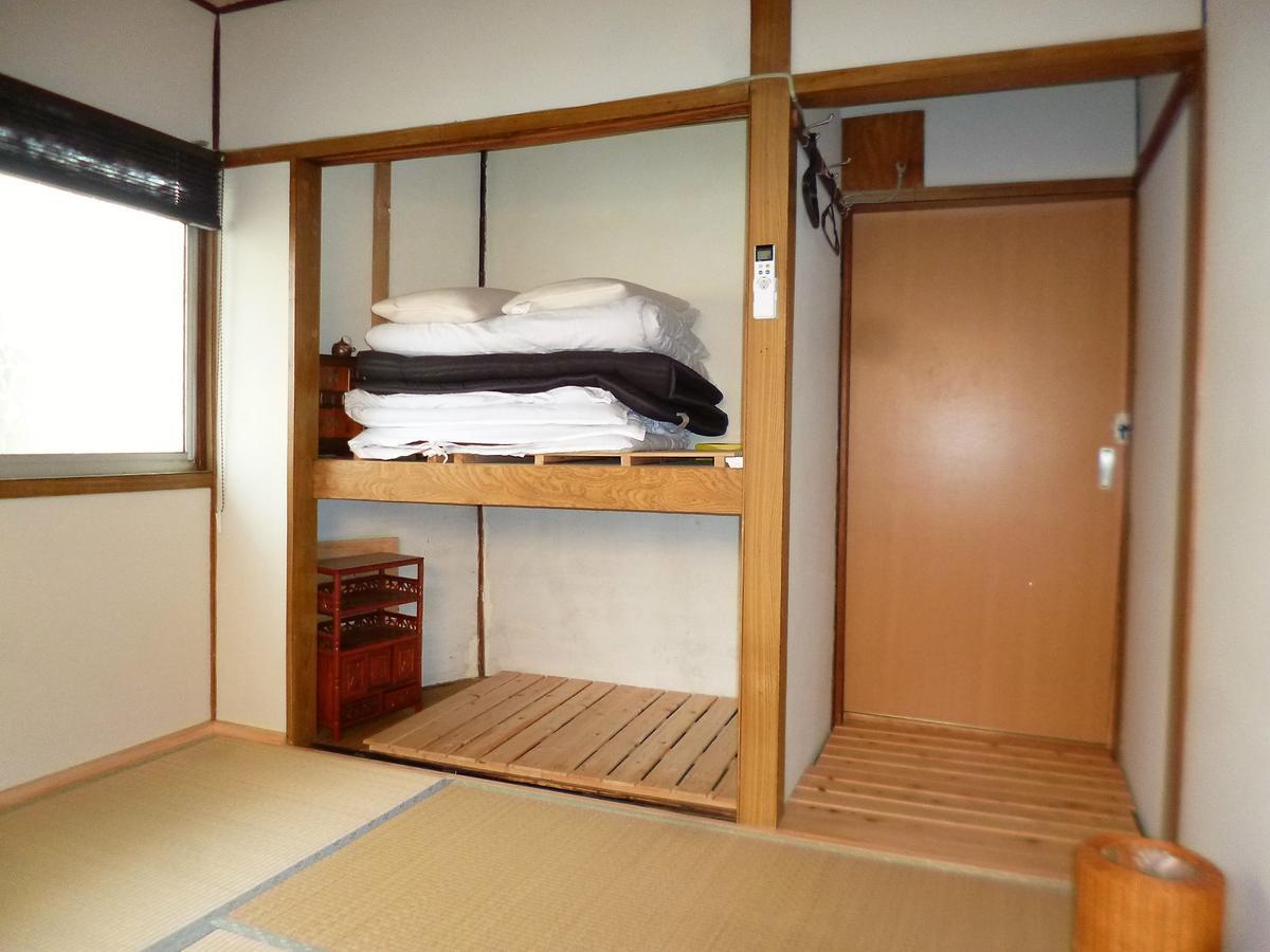 Guesthouse Oasis Ōsaka Extérieur photo