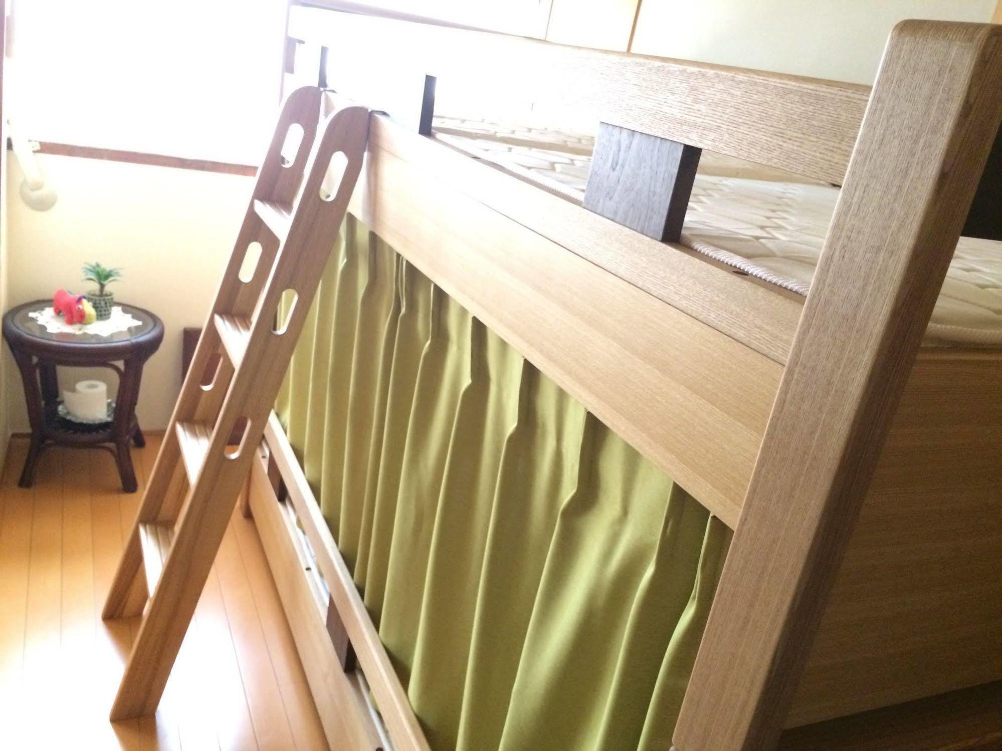Guesthouse Oasis Ōsaka Extérieur photo