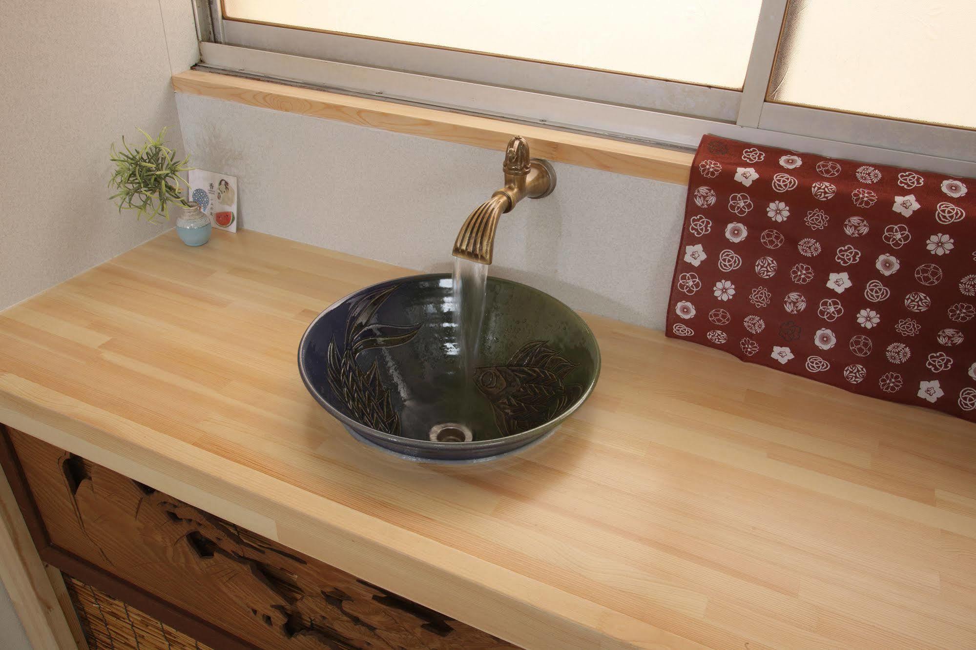 Guesthouse Oasis Ōsaka Extérieur photo