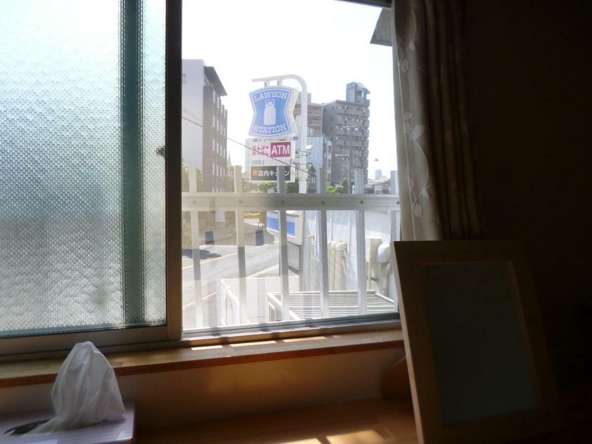 Guesthouse Oasis Ōsaka Extérieur photo